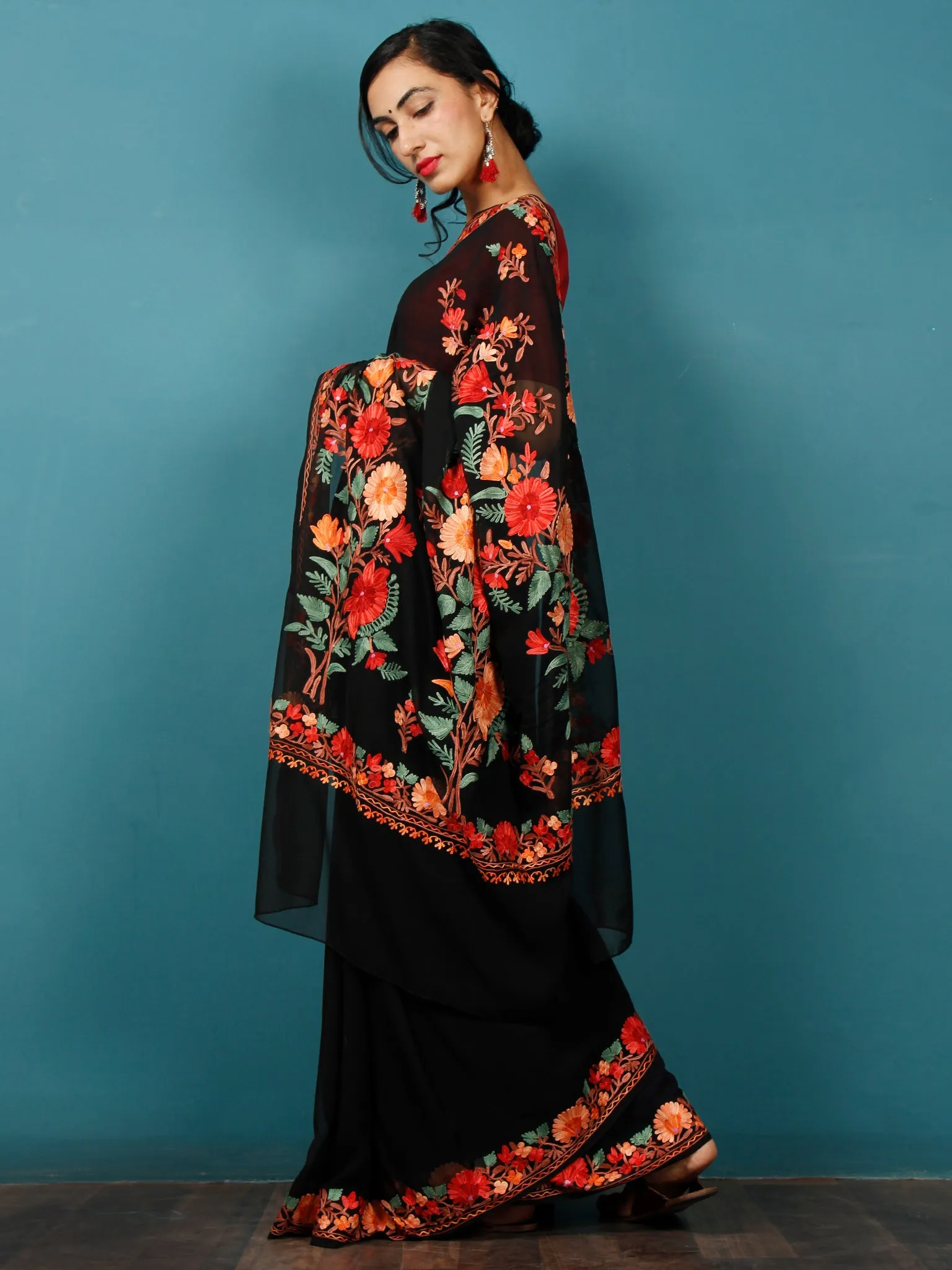 Black Red Green Aari Embroidered Crepe Silk Saree From Kashmir  - S031703055