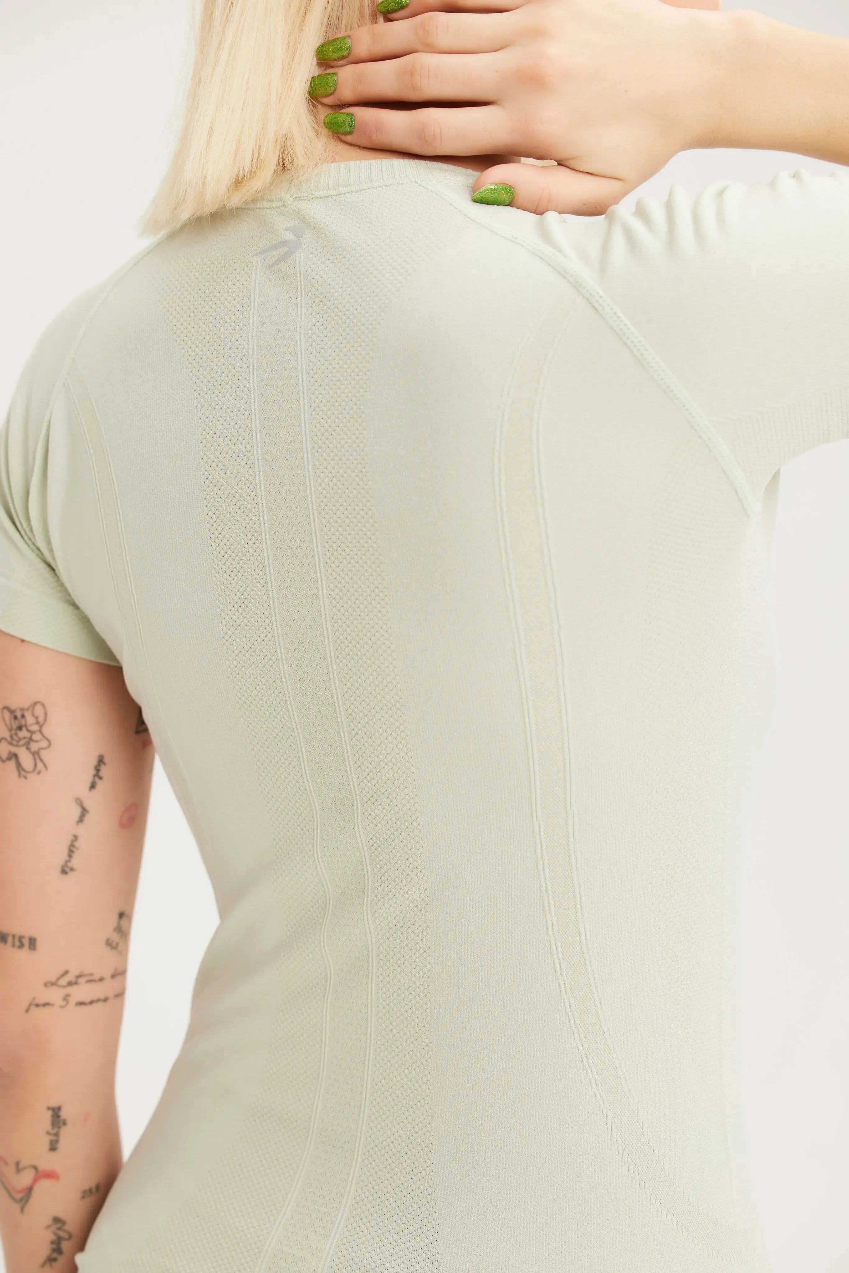 EKJ Women's Active Stretch T-Shirt - Pale Olive