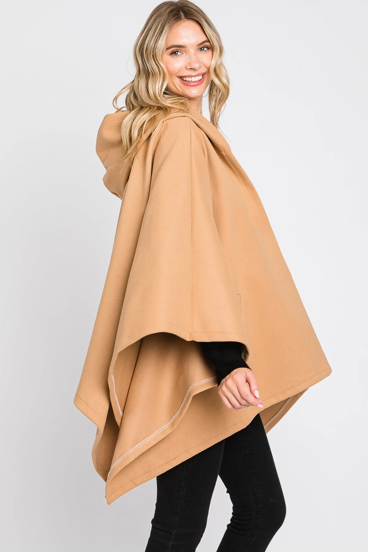 HOODED SOLID RUANA