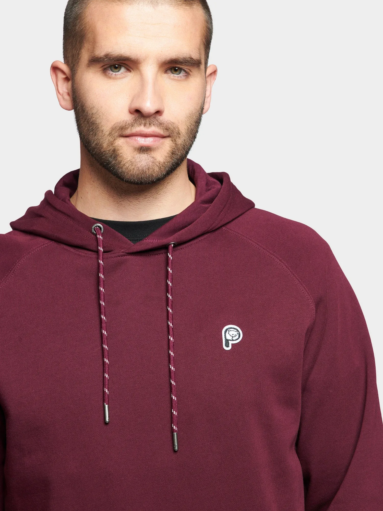 P Bear Hoodie in Winetasting