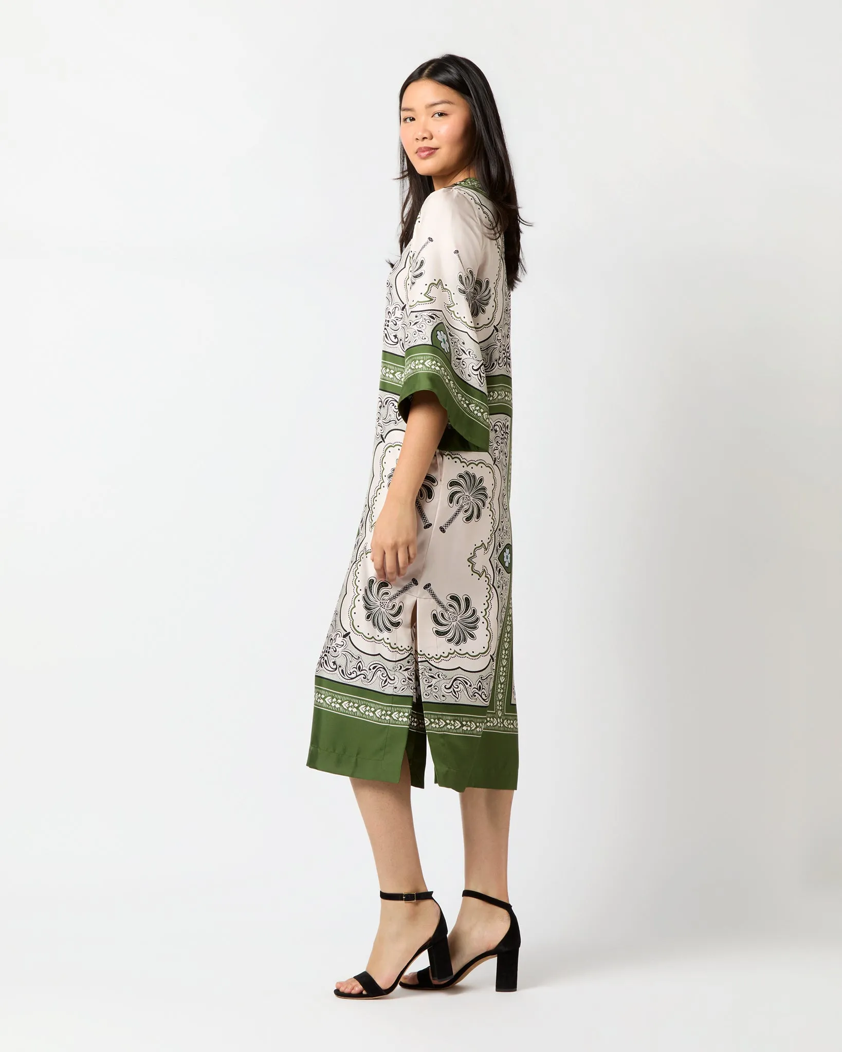 The Kaftan in Mirage Placée Silk Twill