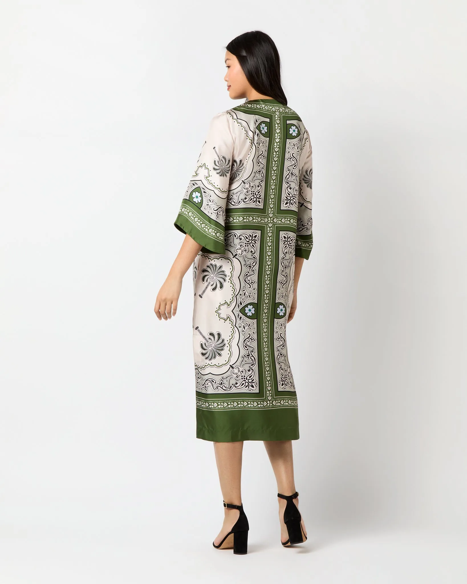 The Kaftan in Mirage Placée Silk Twill