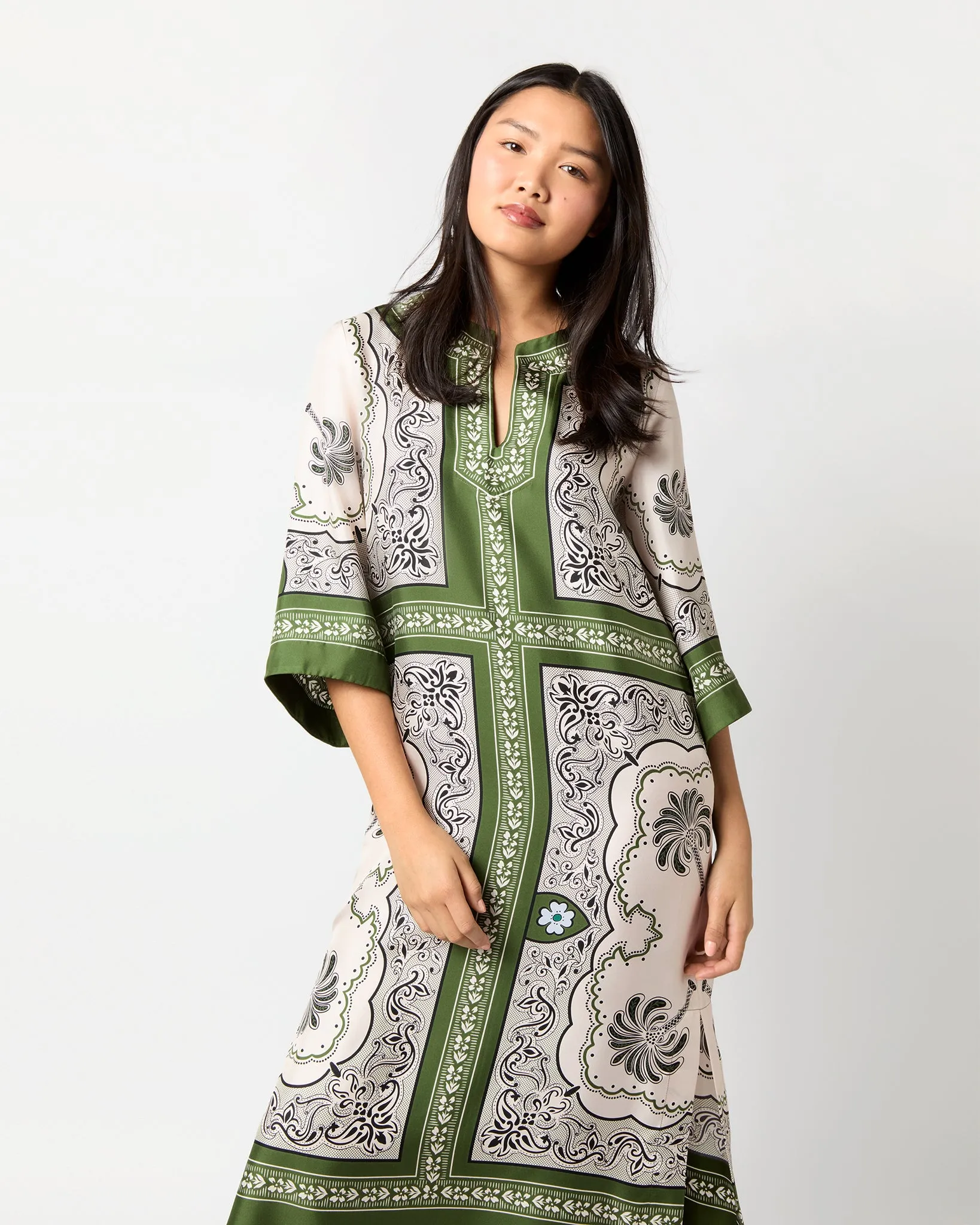 The Kaftan in Mirage Placée Silk Twill