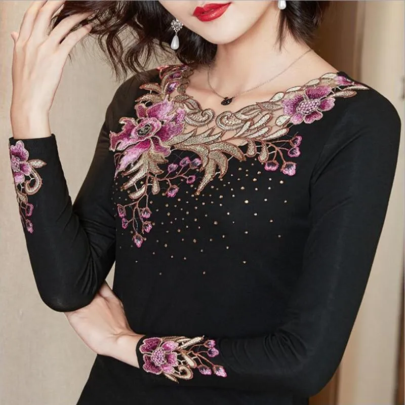 Woman Floral Embroidered Long Sleeve Blouse